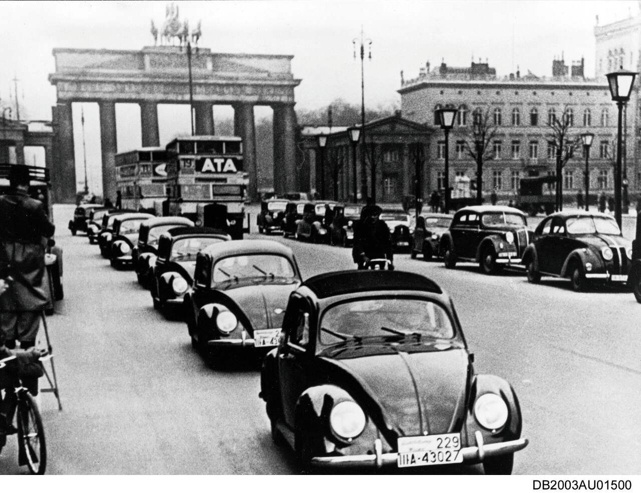 1938: Die ersten Kaefer der Vorserie VW 38