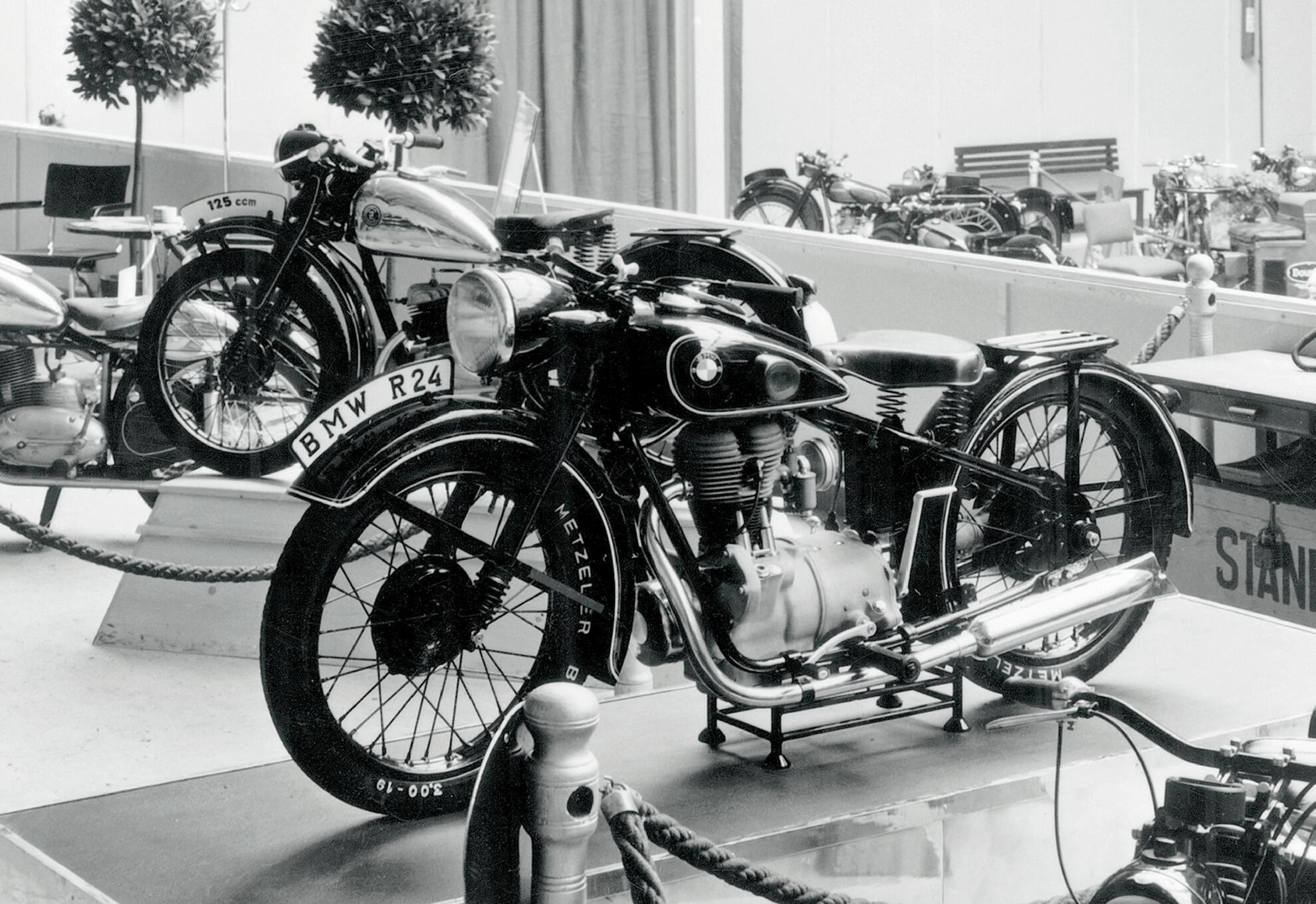 Die BMW R24 erstes Motorrad nach dem zweiten Weltkrieg