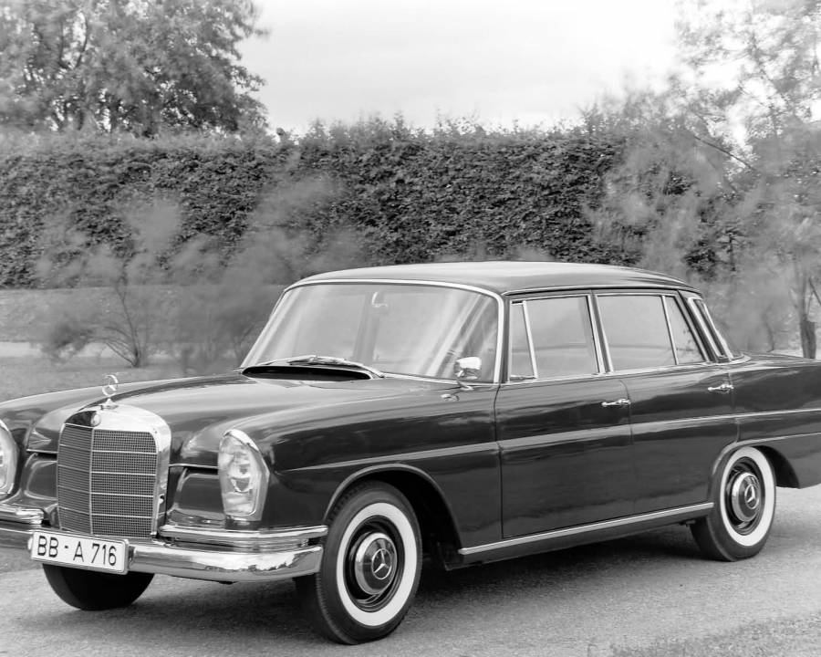 1959 - 1968 Bj. Mercedes-Benz W 111/112 - Die Heckflossenmodelle