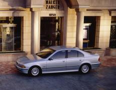 BMW-5er-E39-1995-bis-2003-