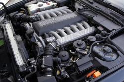 BMW-750iL-E32-12-Zylindermotor