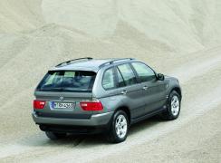 BMW-X5-E53-11